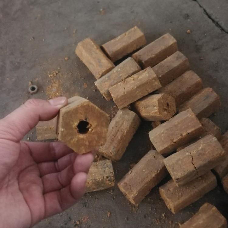 Honeycomb Coal Briquette machine (2)
